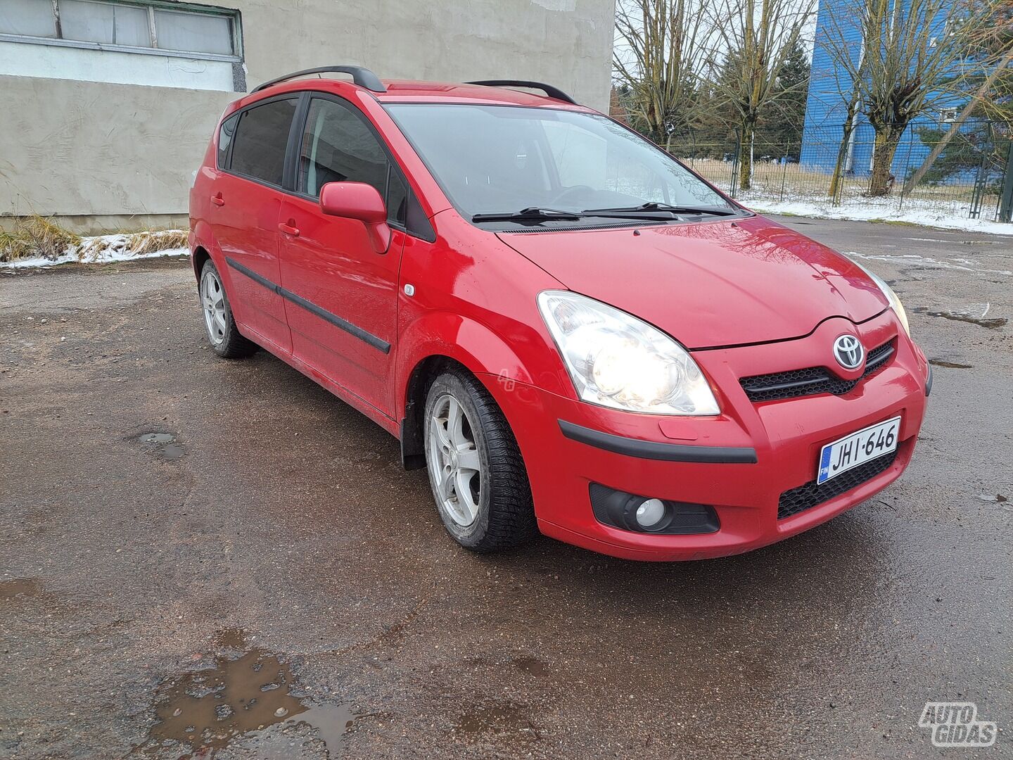 Toyota Corolla Verso 2407 2008 г