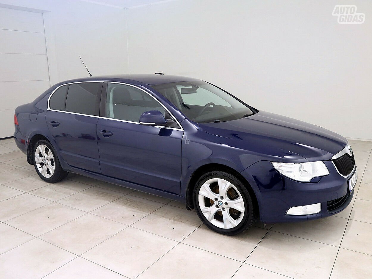 Skoda Superb 2008 y Sedan