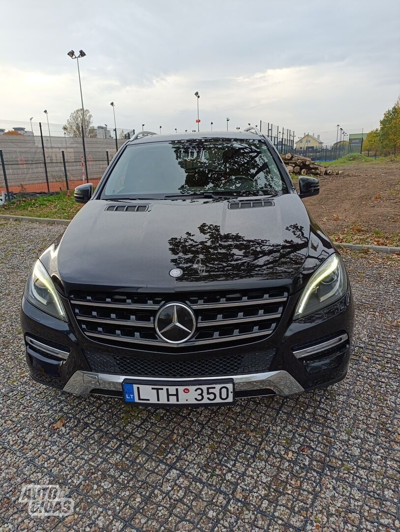 Mercedes-Benz ML 350 W166 2012 y