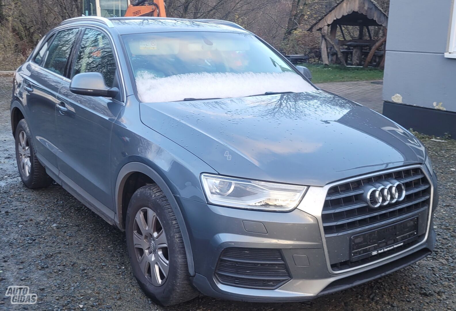 Audi Q3 2016 m Visureigis / Krosoveris