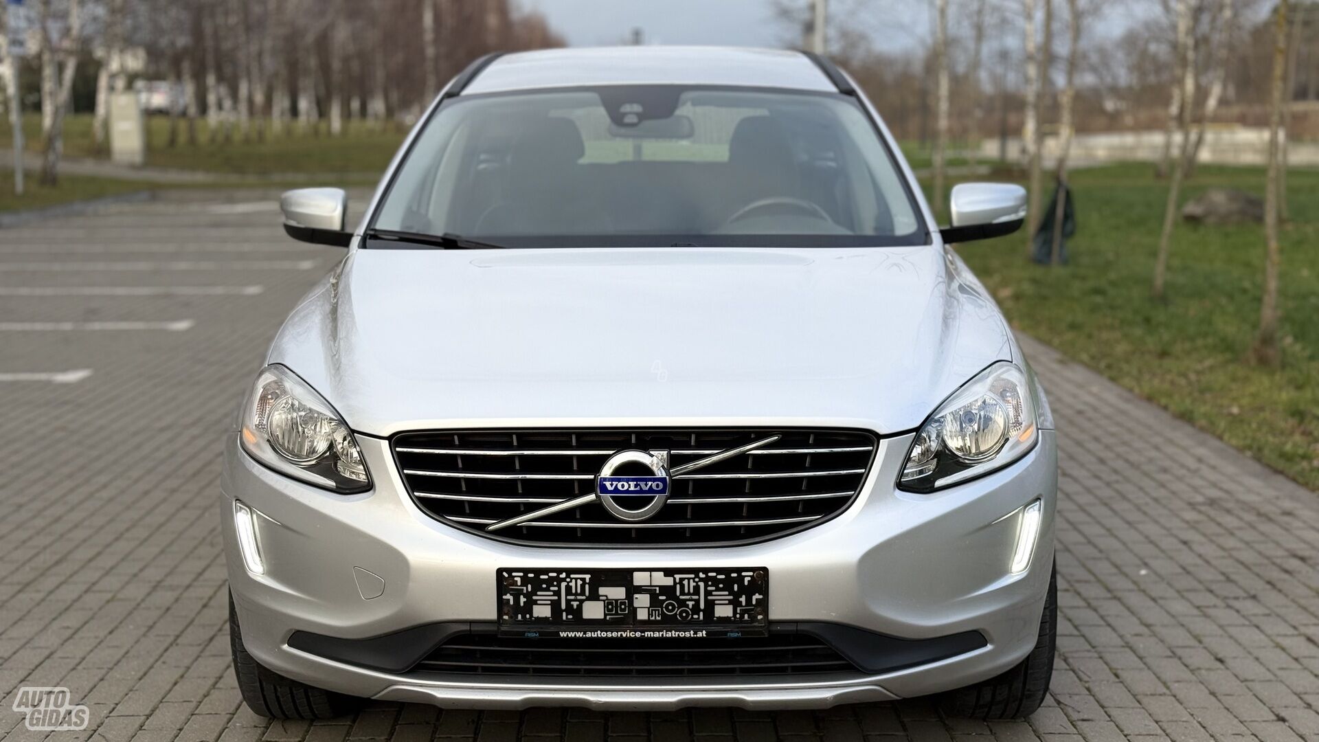 Volvo XC60 D4 2014 y