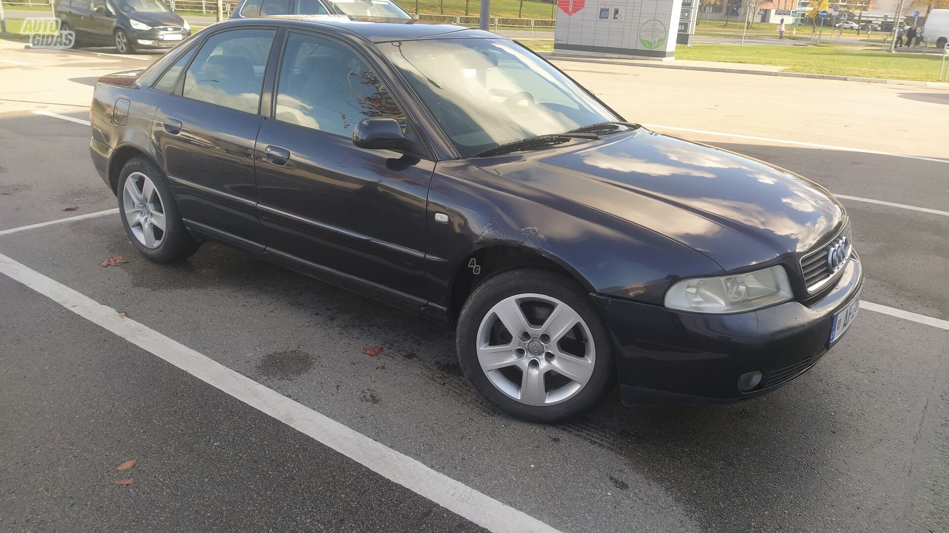 Audi A4 2001 m Sedanas