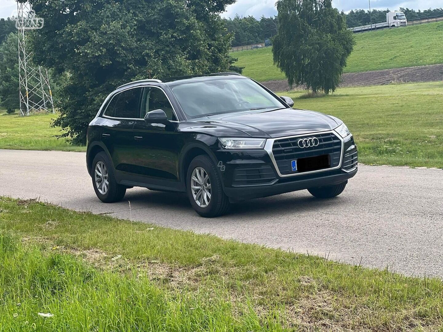 Audi Q5 2018 г Внедорожник / Кроссовер