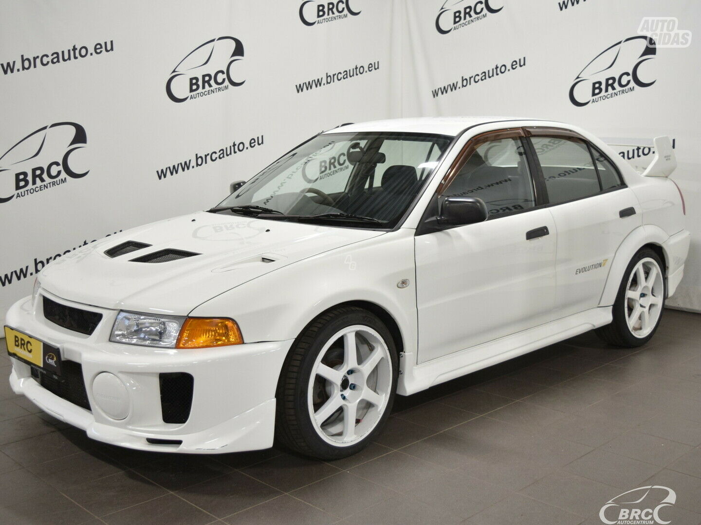 Mitsubishi Lancer Evolution V RS 1998 г