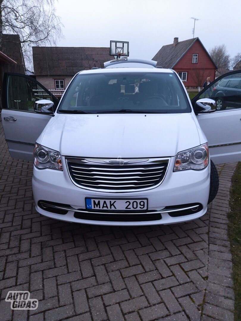 Chrysler Town & Country 2016 y Van