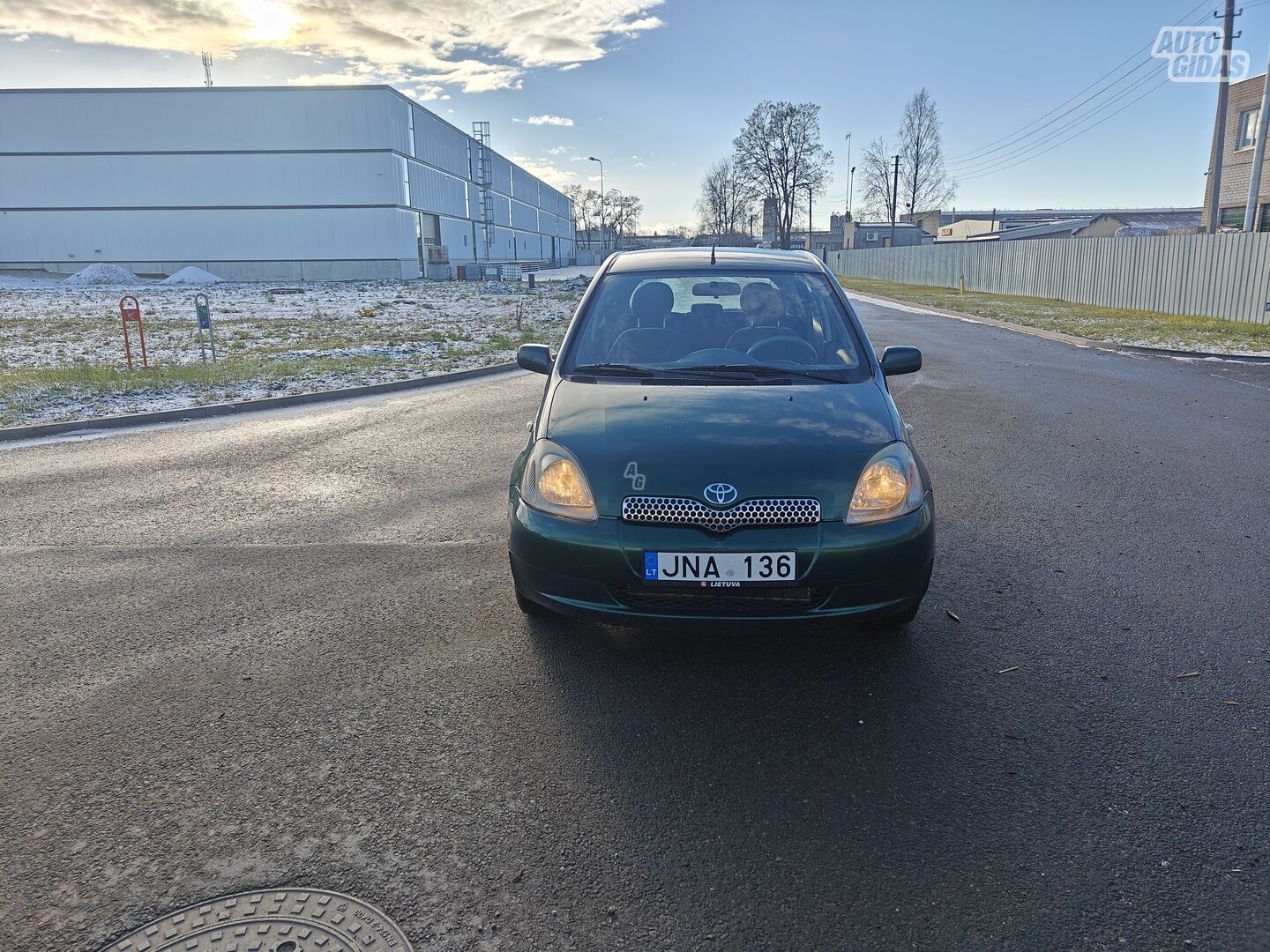 Toyota Yaris 2002 г Хэтчбек