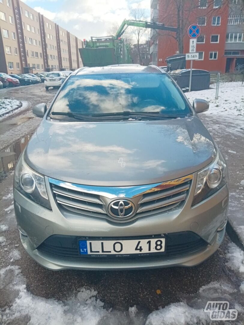 Toyota Avensis III 2014 m