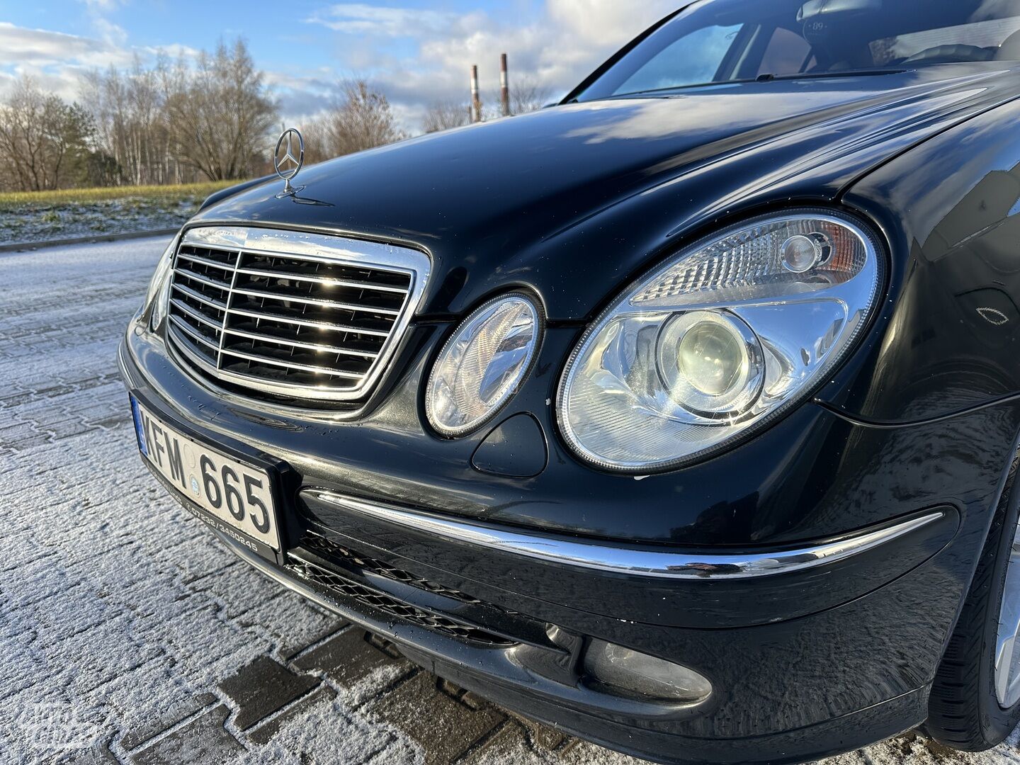 Mercedes-Benz E 270 2003 y Sedan