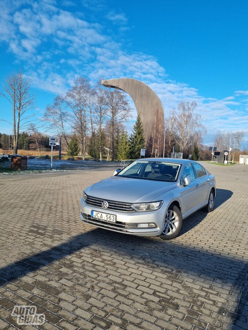 Volkswagen Passat B8 TSi 2015 г