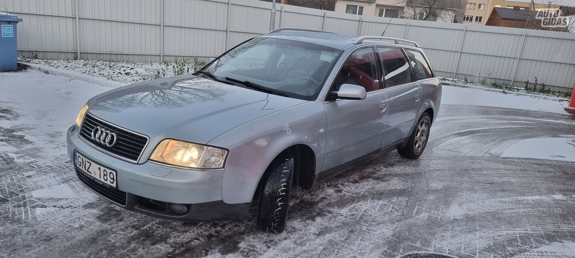 Audi A6 2002 m Universalas