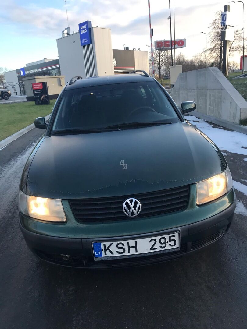 Volkswagen Passat 5611 1999 m