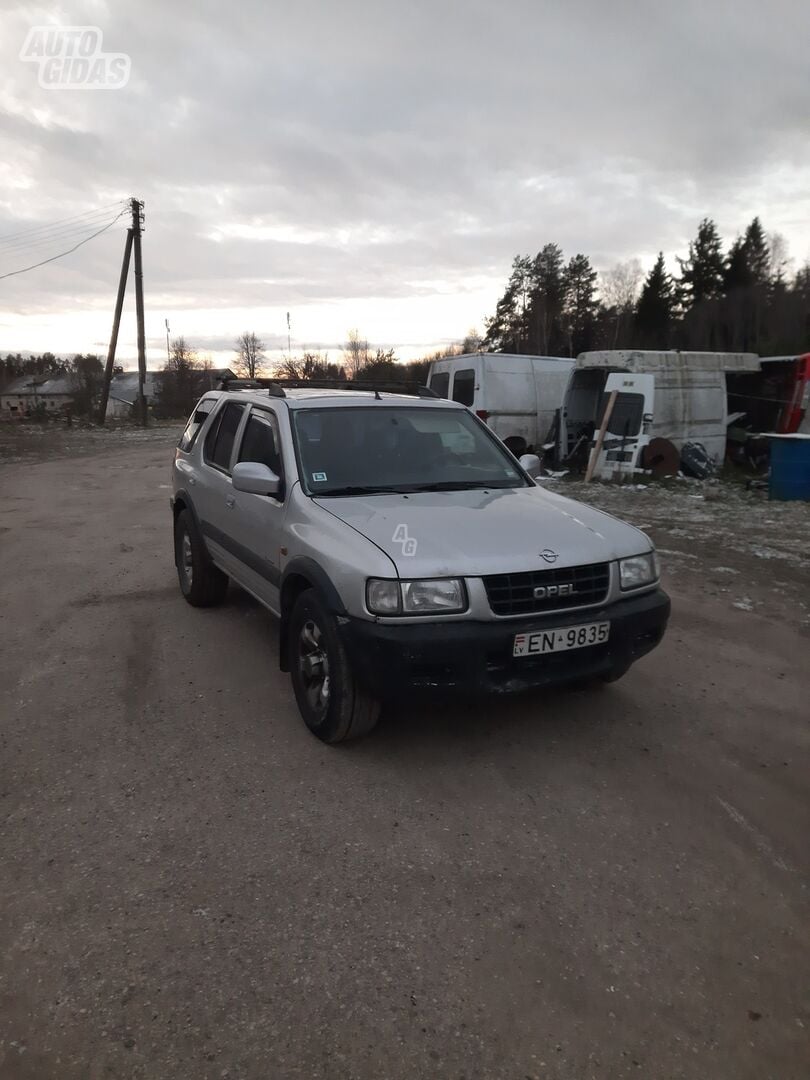 Opel Frontera B 1999 г