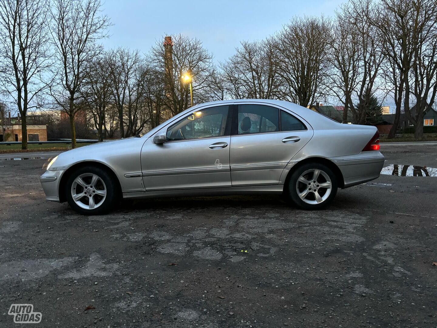 Mercedes-Benz C 220 W203 2005 г