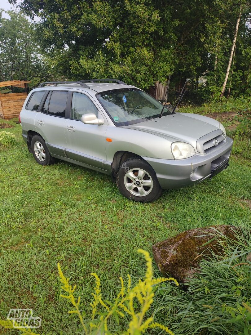 Hyundai Santa Fe 2005 y Off-road / Crossover