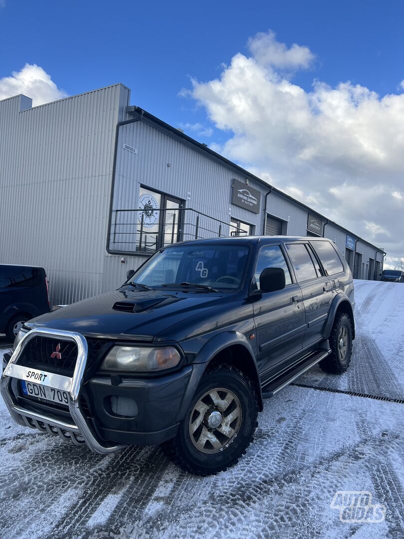 Mitsubishi Pajero Sport 2000 m Visureigis / Krosoveris