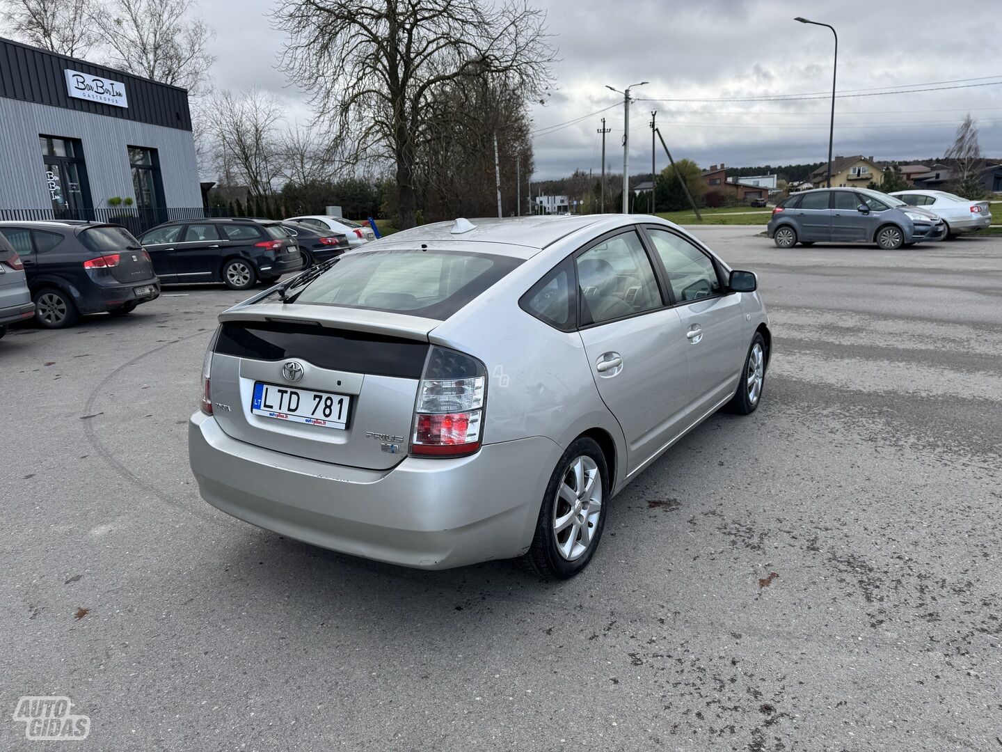 Toyota Prius II 2006 y rent