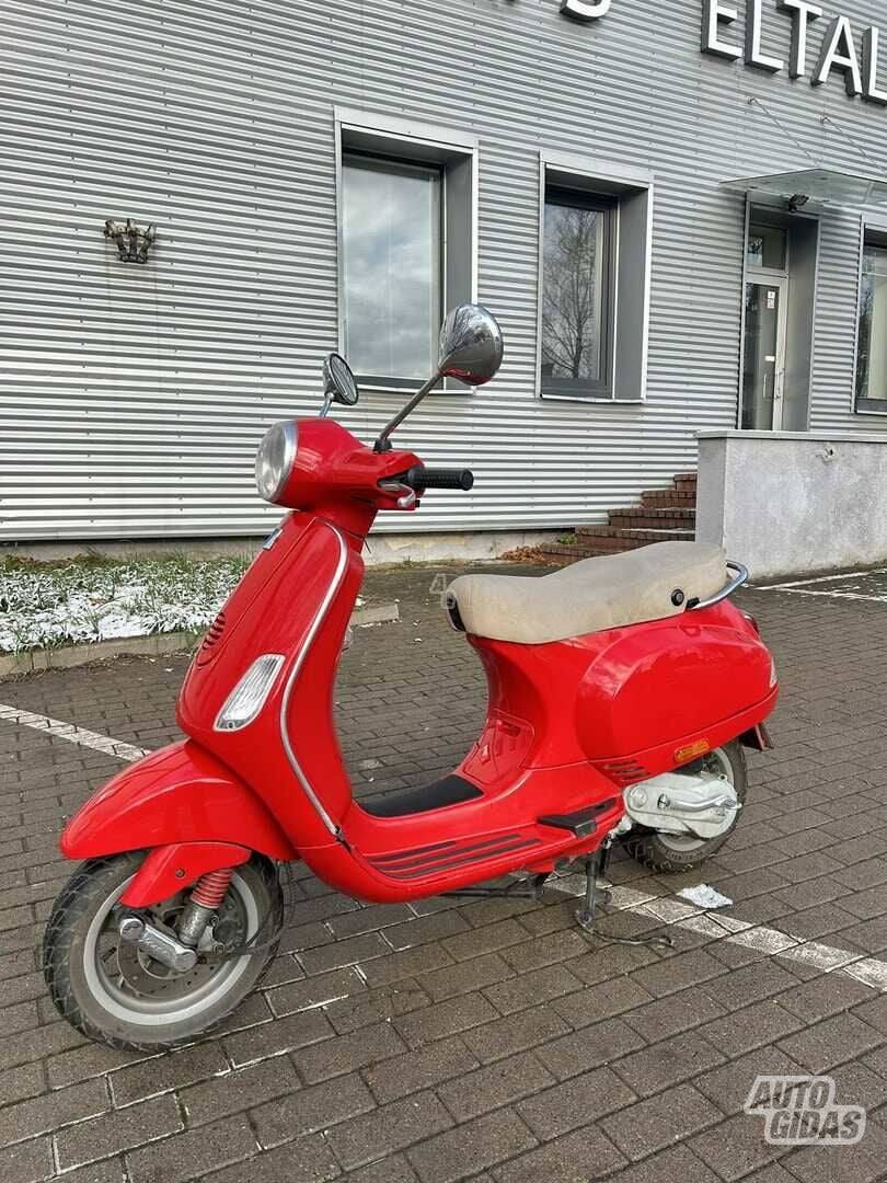 Piaggio Vespa 2008 г Мотороллер / Мопед