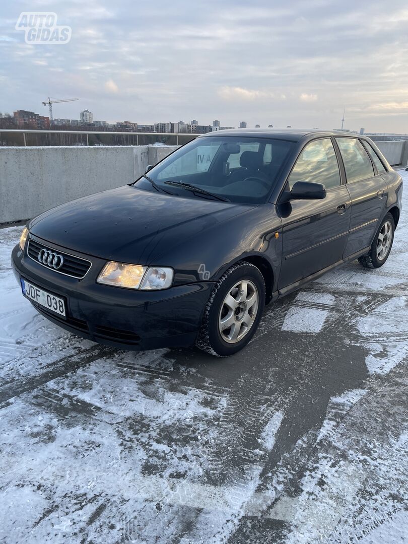 Audi A3 1999 m Hečbekas