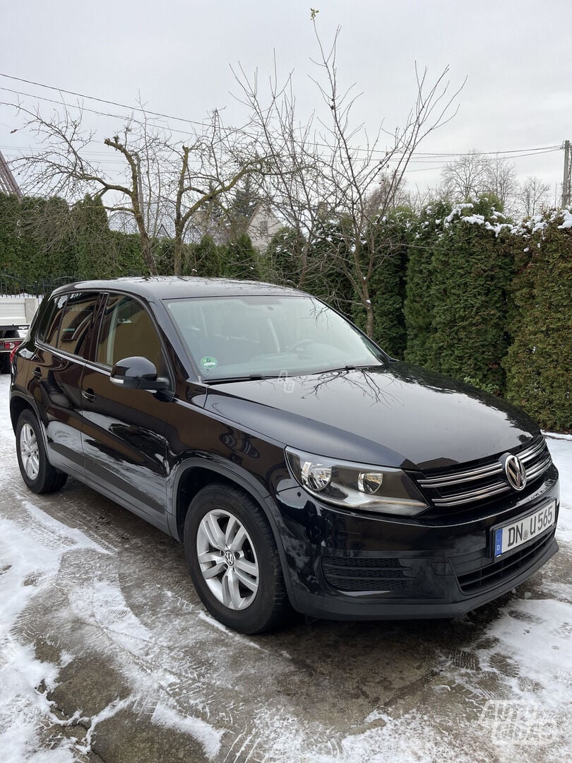 Volkswagen Tiguan 2015 г Внедорожник / Кроссовер