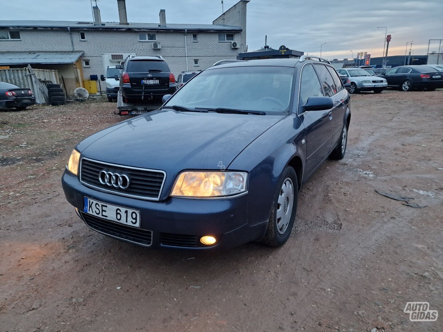 Audi A6 2003 m Universalas