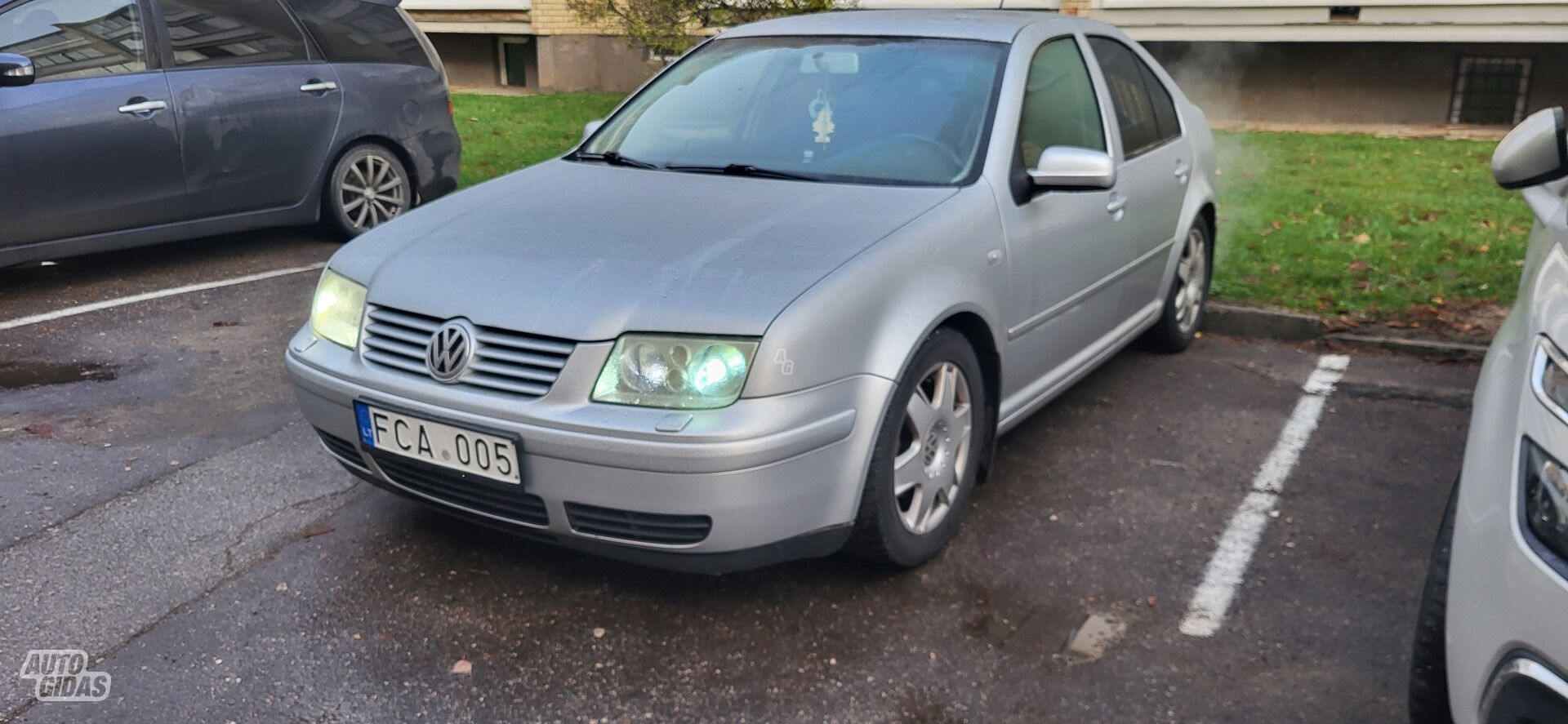 Volkswagen Bora 2001 г Седан