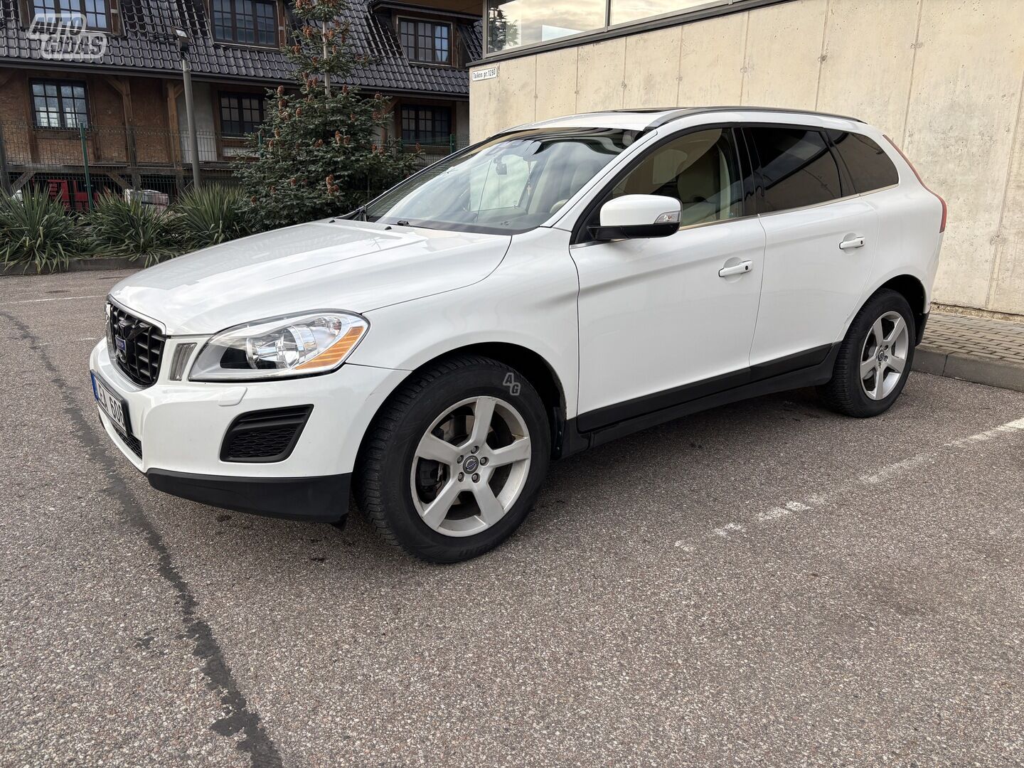 Volvo XC60 I 2011 m