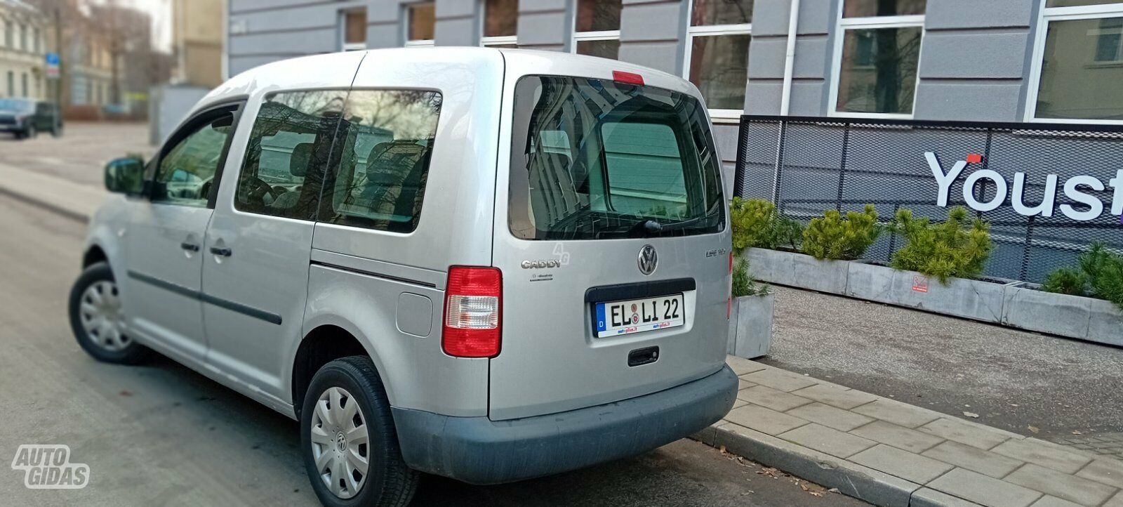 Volkswagen Caddy 2009 y Van