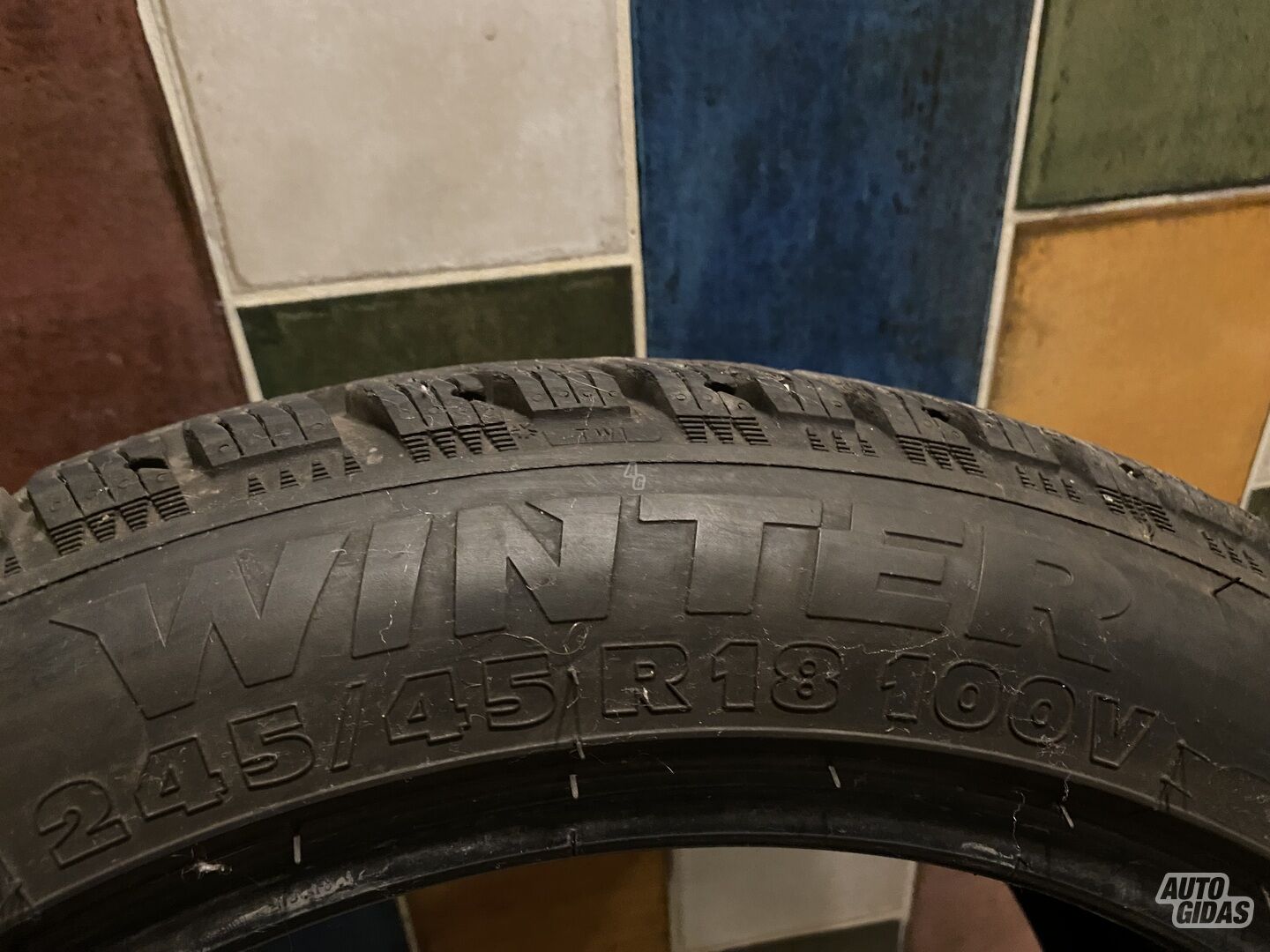 Taurus 100 V extra load R18 winter tyres passanger car