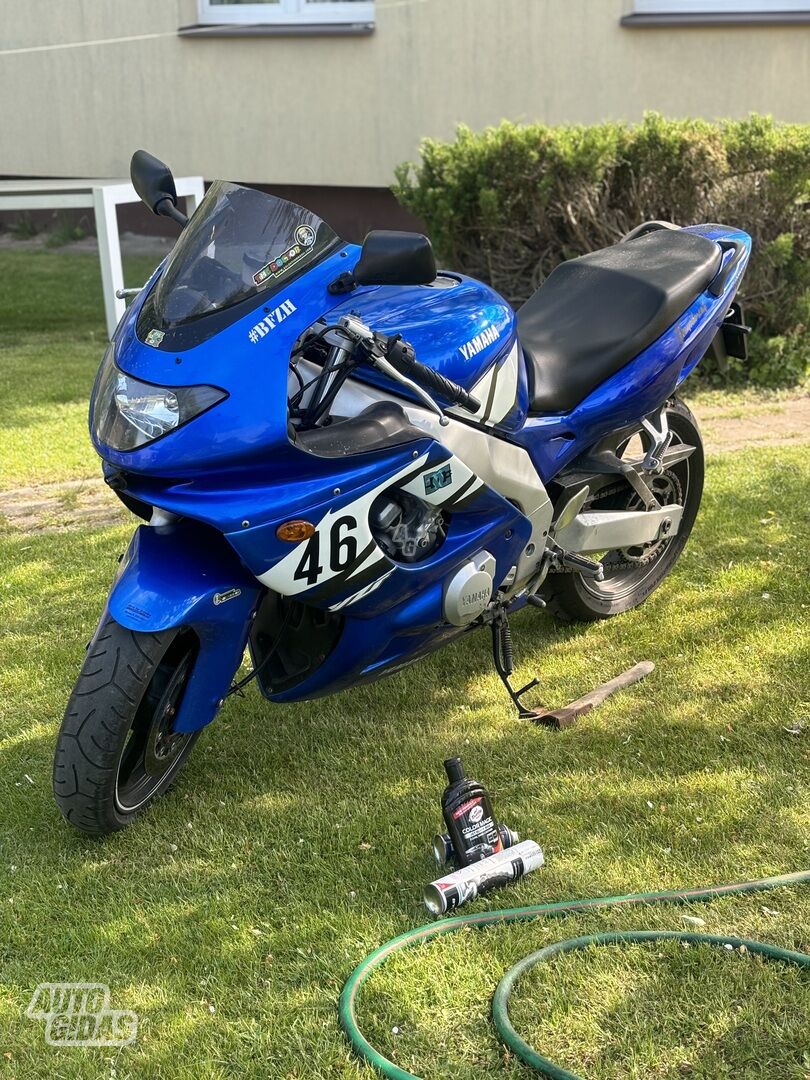 Yamaha YZF 2002 y Touring / Sport Touring motorcycle