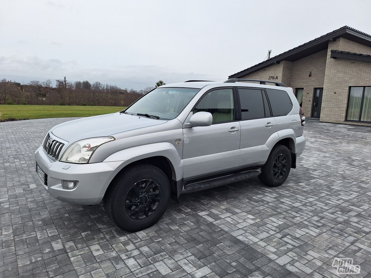 Toyota Land Cruiser 2006 y Off-road / Crossover