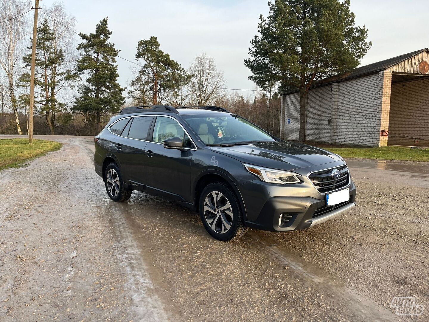 Subaru OUTBACK 2021 y Off-road / Crossover