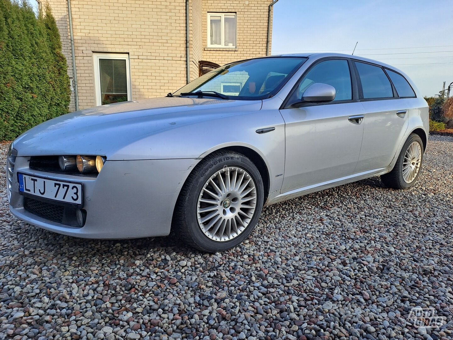 Alfa Romeo 159 2007 г Универсал