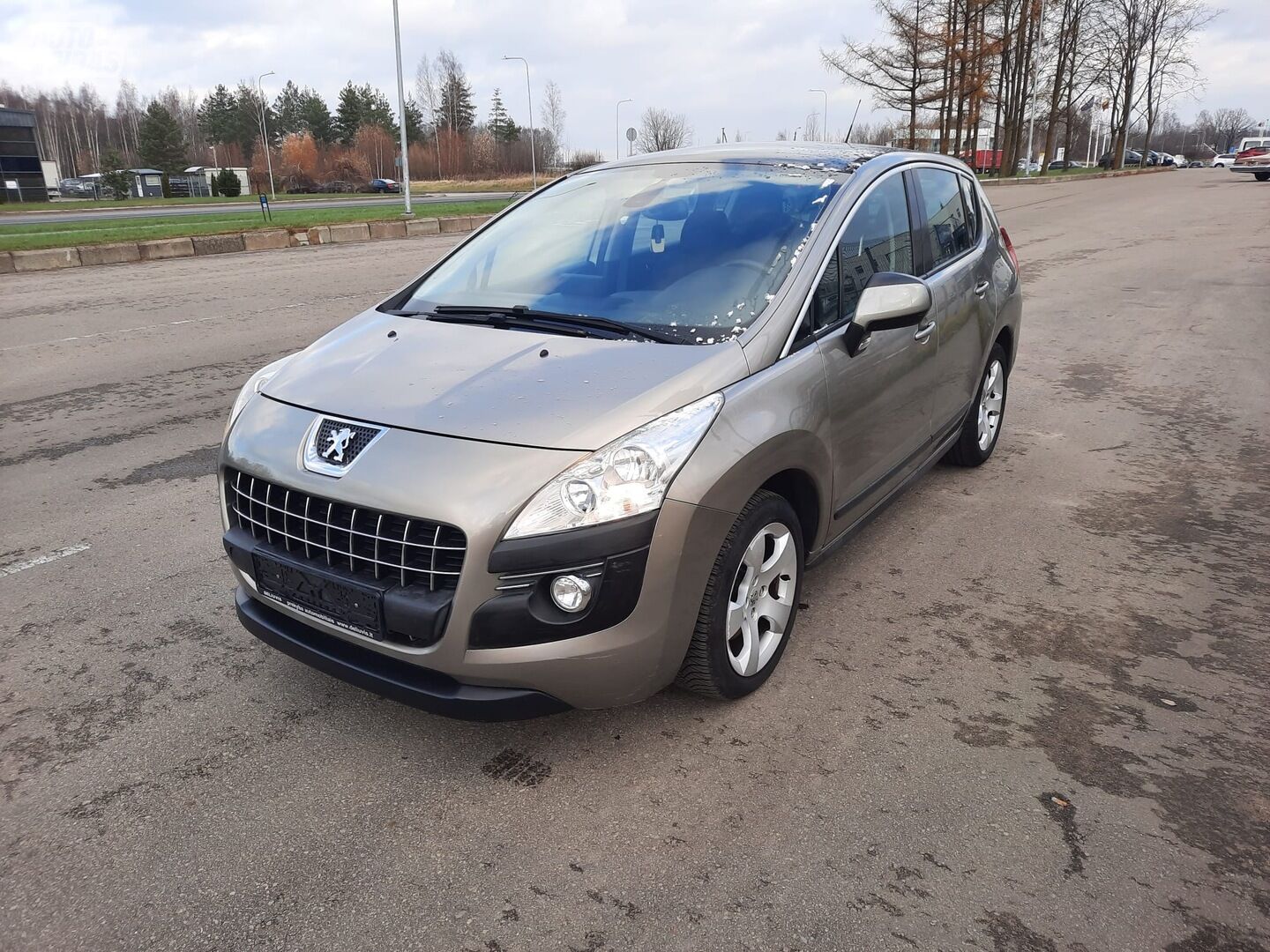 Peugeot 3008 2011 г Внедорожник / Кроссовер