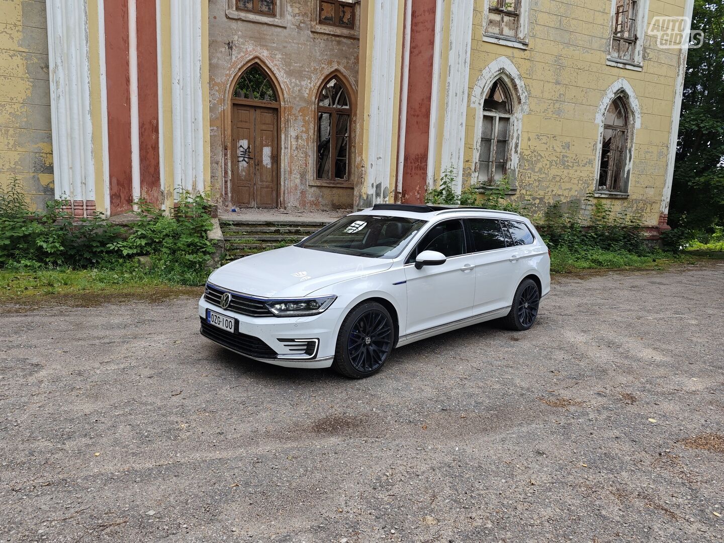 Volkswagen Passat B8 GTE 2017 m