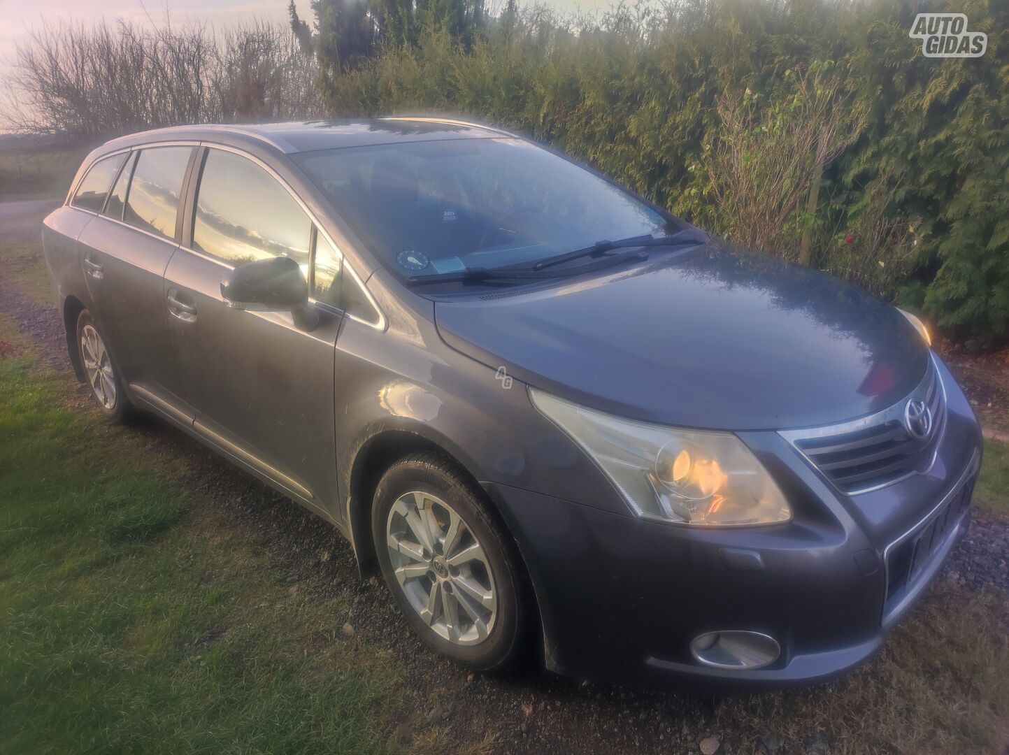 Toyota Avensis 2011 m Universalas