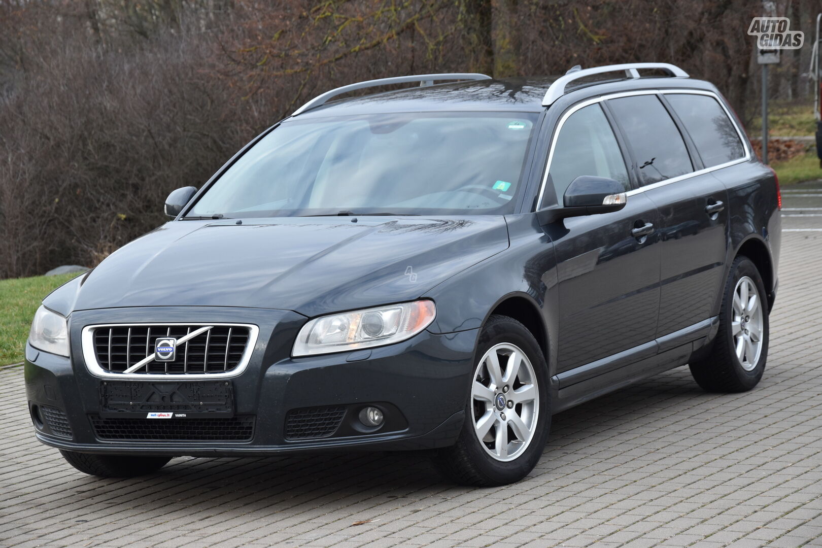 Volvo V70 2009 y Wagon