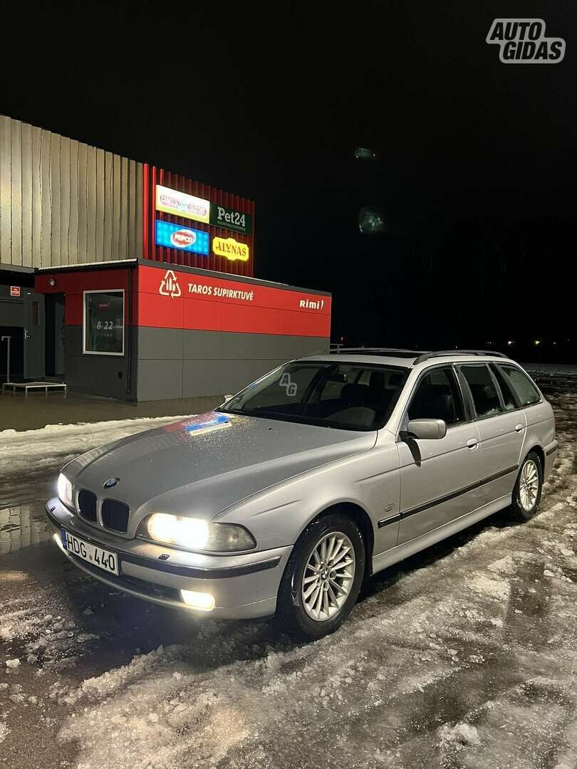 Bmw 530 E39 D 1999 г