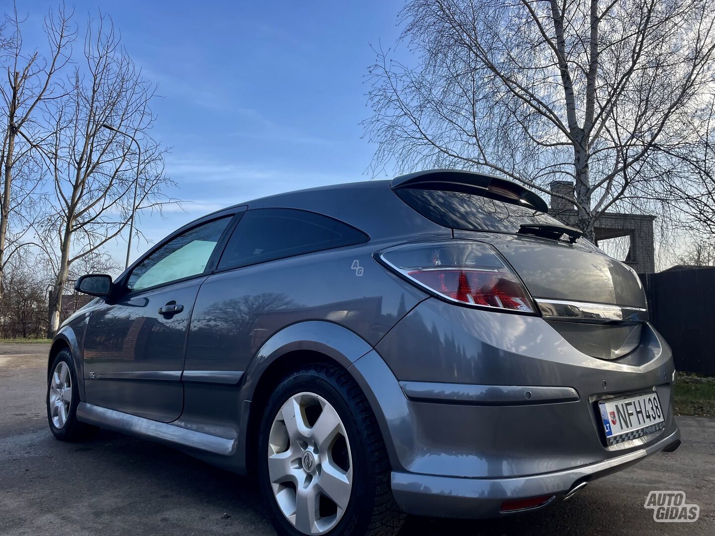 Opel Astra 2005 г Купе