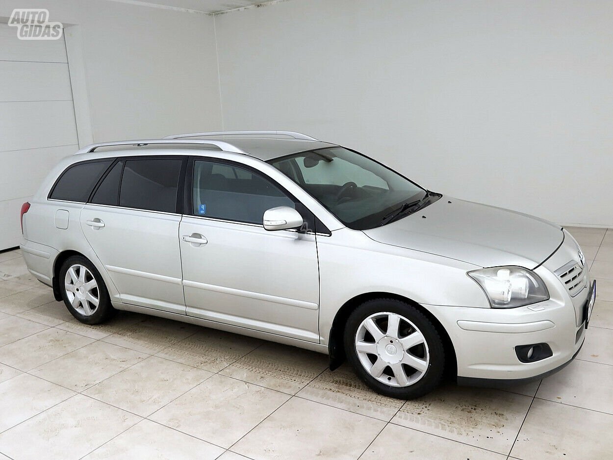 Toyota Avensis 2006 y Wagon