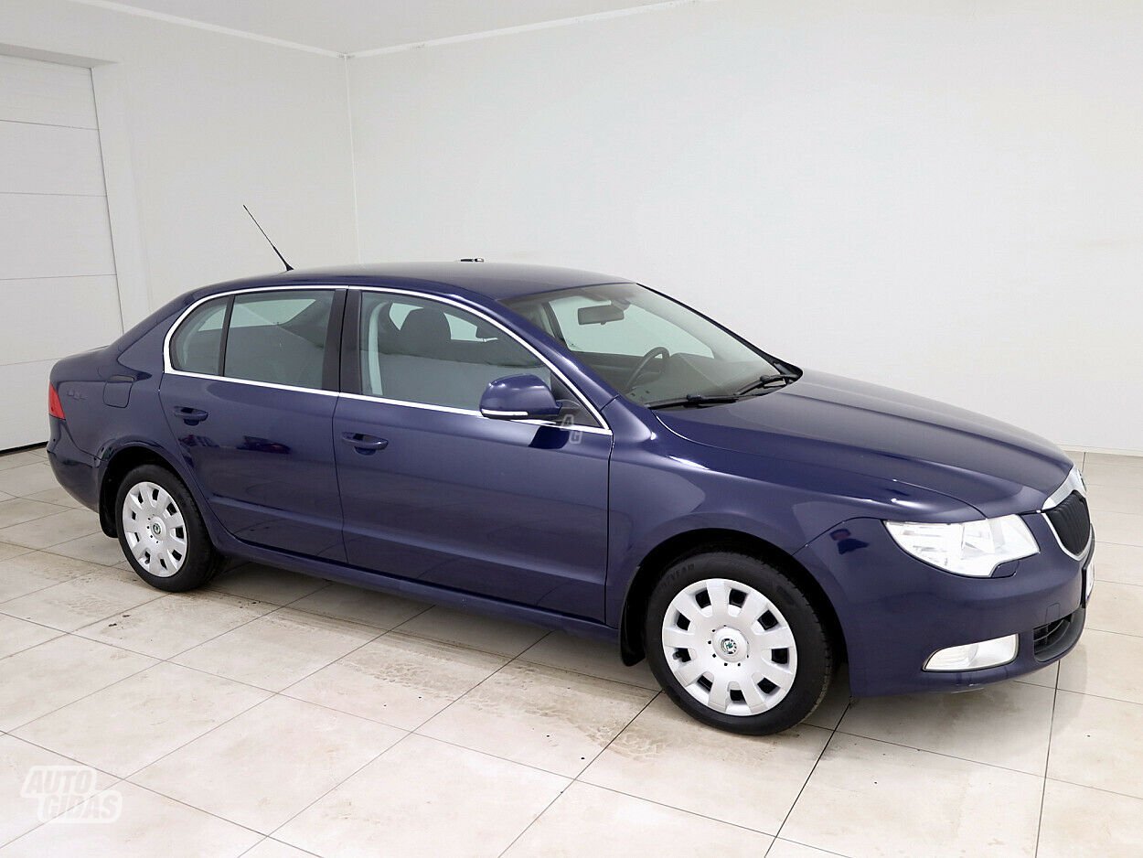 Skoda Superb 2008 y Sedan