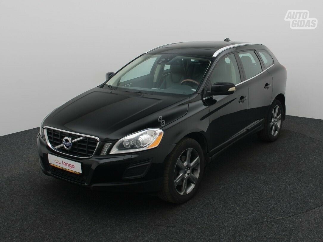 Volvo XC60 2012 y Off-road / Crossover