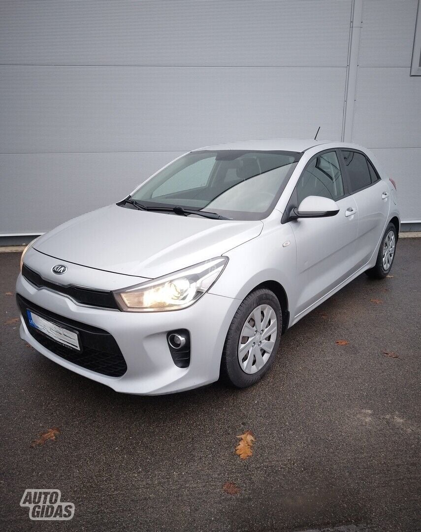 Kia Rio 2017 m Hečbekas