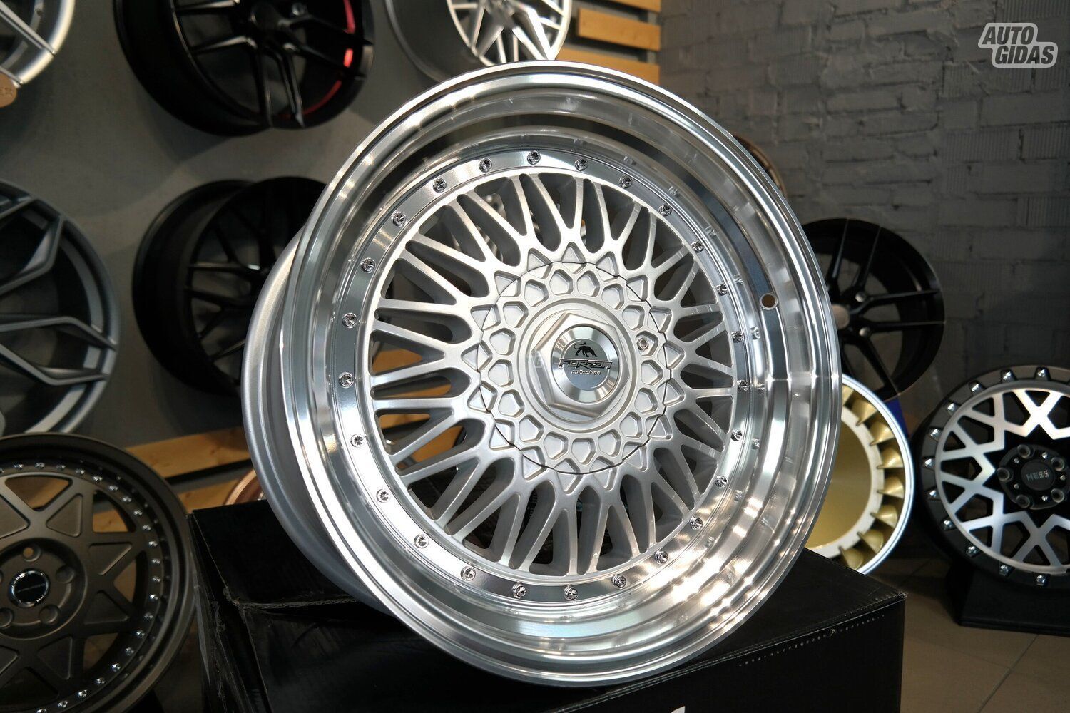 Forzza Forzza Malm VW BMW MB Silver light alloy R17 rims