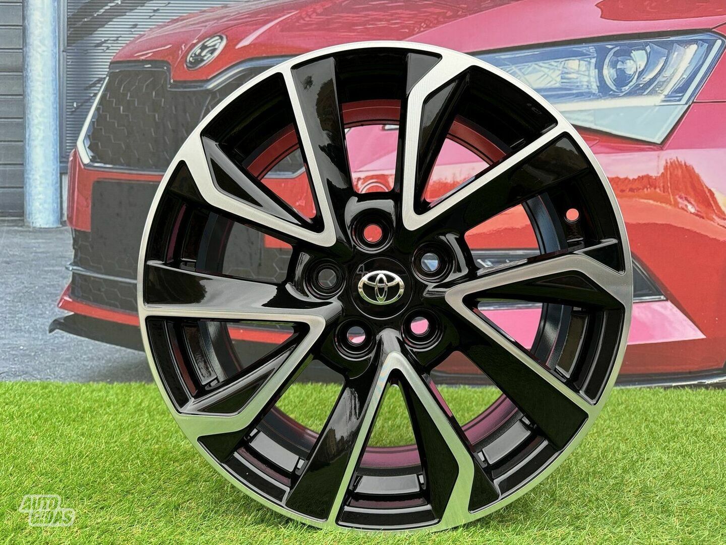 Autowheels Toyota Avalon, Corolla lengvojo lydinio R18 ratlankiai