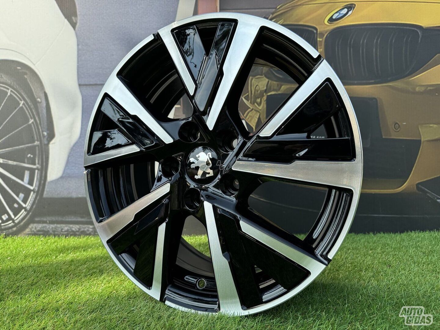 Autowheels Peugeot Full Spokes 3008, 308 lengvojo lydinio R17 ratlankiai