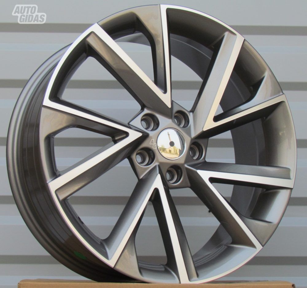 Autowheels Skoda Vega Style Superb lengvojo lydinio R18 ratlankiai