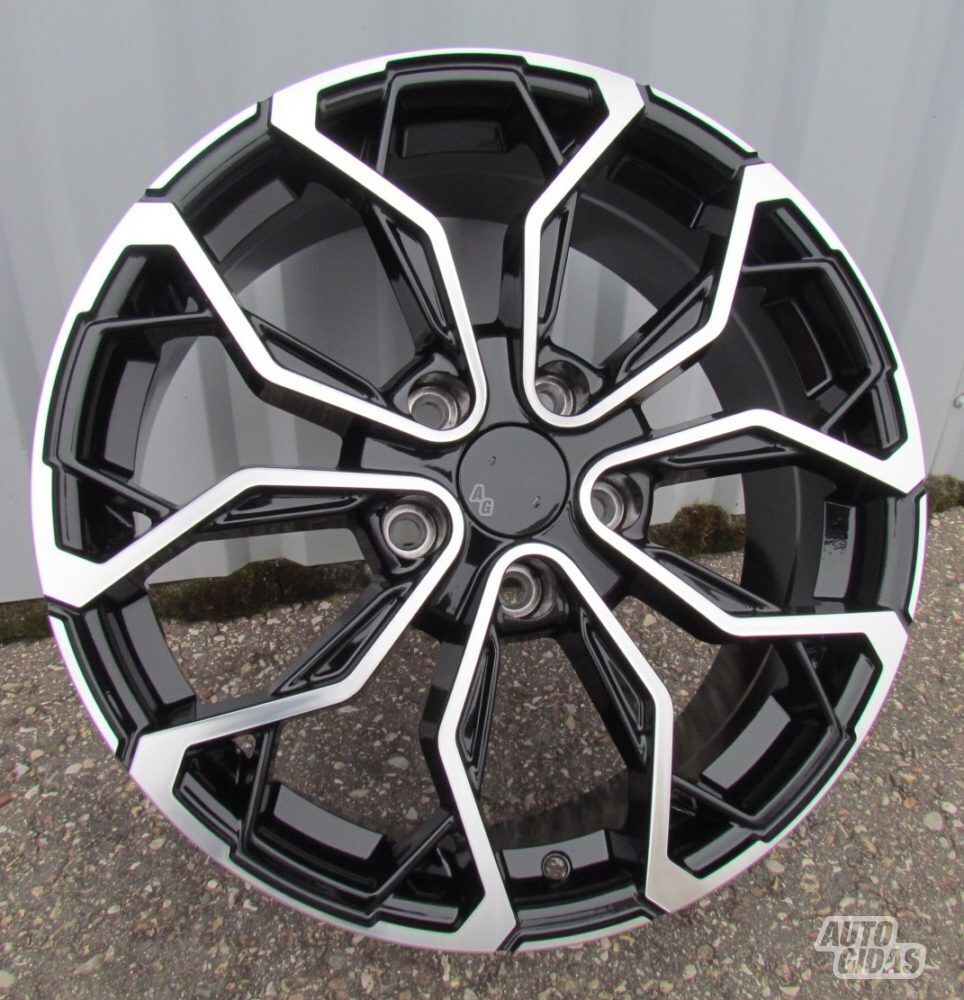 Autowheels Renault Clio, Twingo, Kangoo lengvojo lydinio R17 ratlankiai