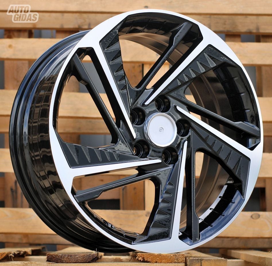 Autowheels Hyundai Tucson,Santa FE, Ioniq lengvojo lydinio R18 ratlankiai