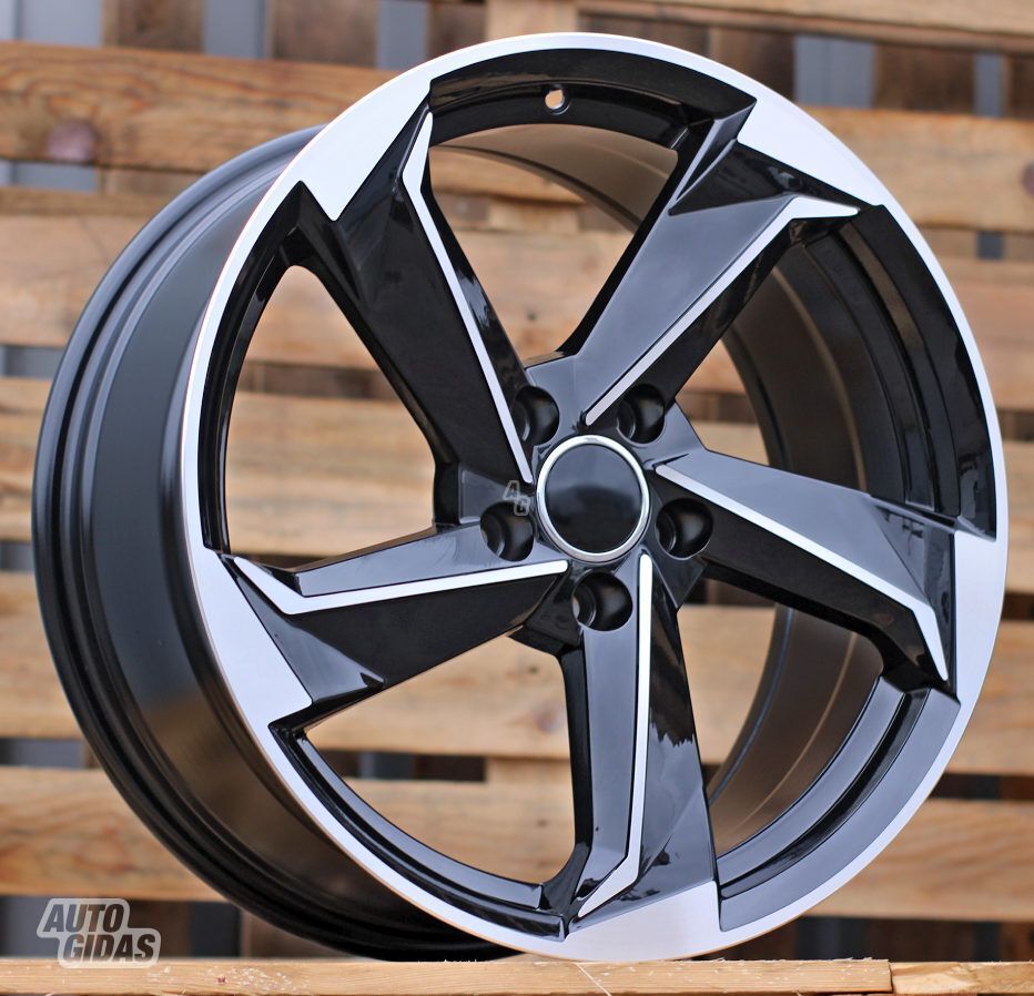 Autowheels Audi New Rotor Style A4 A5 A6 lengvojo lydinio R17 ratlankiai