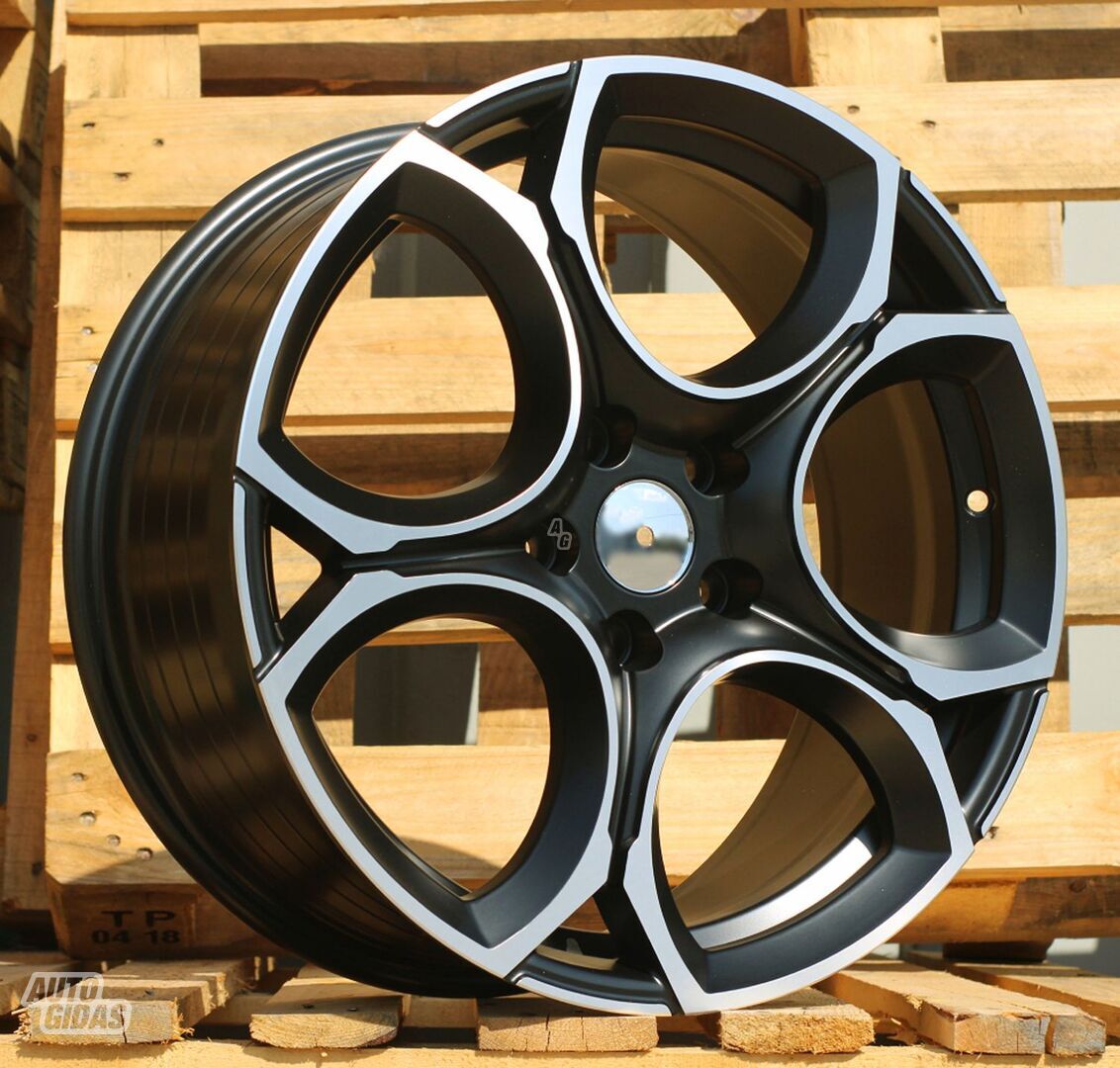 Autowheels VW New Style Golf, Jetta lengvojo lydinio R18 ratlankiai